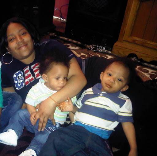 Tyesha Johnson Photo 13
