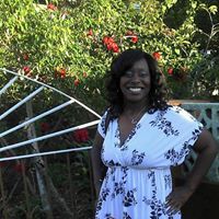 Shannon Bogle Photo 3