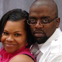 Tia Simmons Photo 5