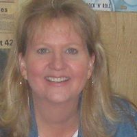 Susie Singer Photo 2