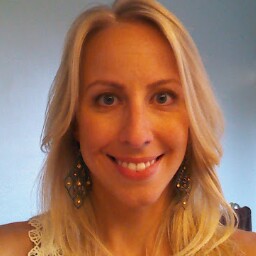 Amy Russell Photo 12