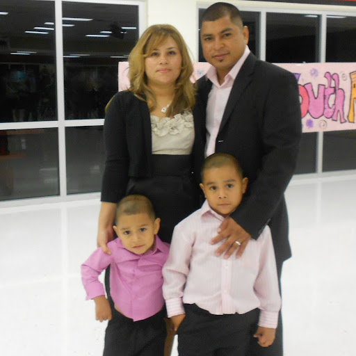 Ricardo Angeles Photo 16