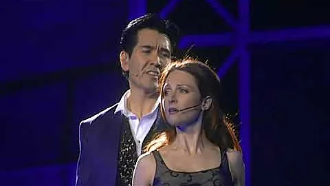 Kris Phillips Photo 35