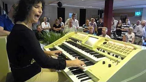 Claudia Fischer Photo 31
