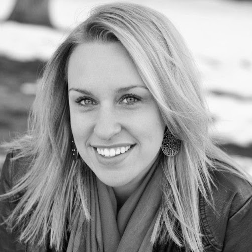 Allison Mccarthy Photo 14