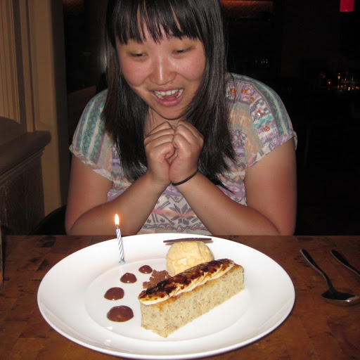 Nancy Zheng Photo 9