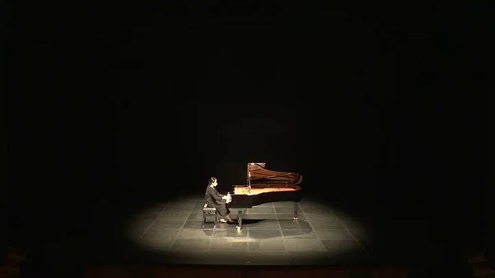 Gloria Choi Photo 26