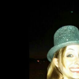 Sarah Samuelson Photo 10