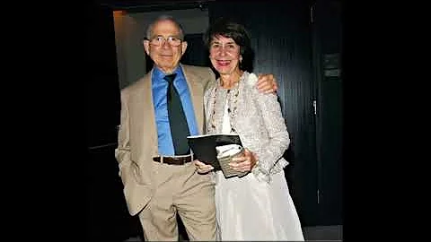 Susan Newhouse Photo 18