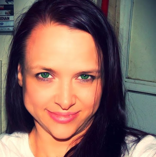 Amy Bollinger Photo 12
