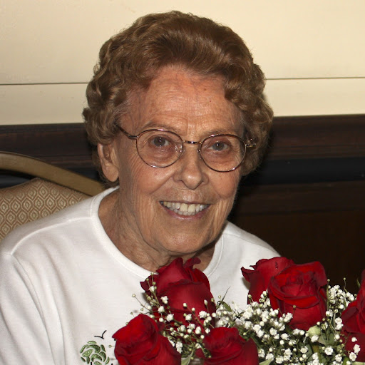 Virginia Lloyd Photo 12