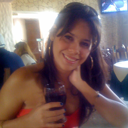 Veronica Alvarado Photo 14