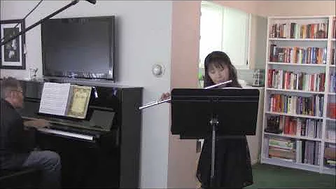 Lydia Cho Photo 22