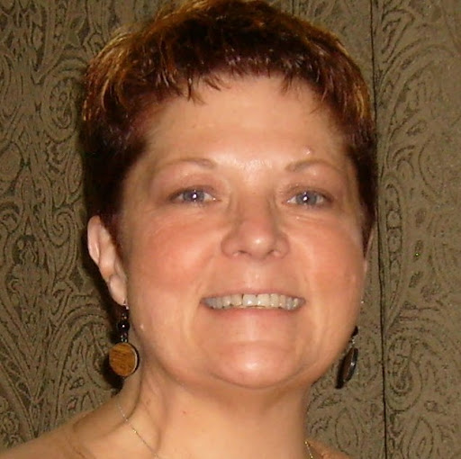 Lynn Adams Photo 11