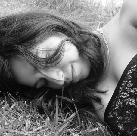 Vanessa Martinez Photo 13