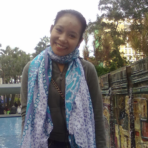 Julie Tolentino Photo 10