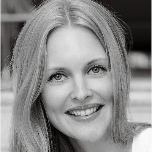 Annette Alexander Photo 16