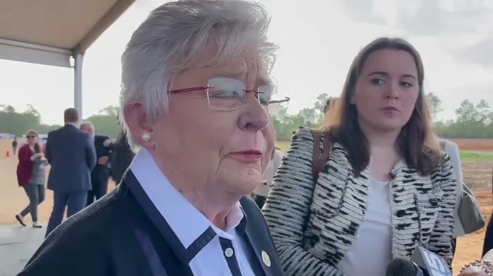 Kay Ivey Photo 19