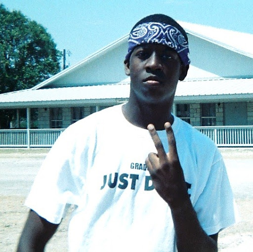 Bryce Lyons Photo 8