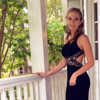 Stephanie Kitchens Photo 4