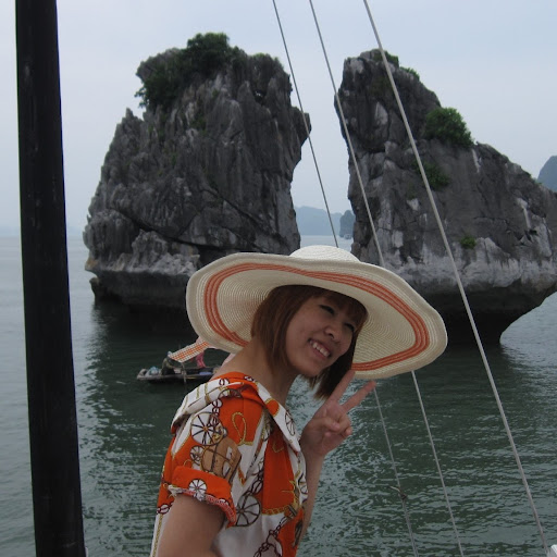 Linh Diep Photo 9