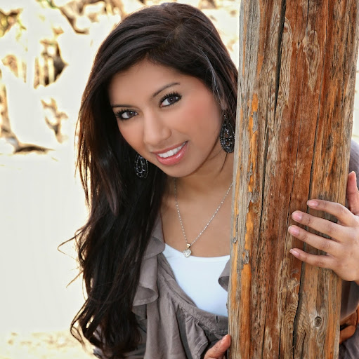 Ivette Lopez Photo 11