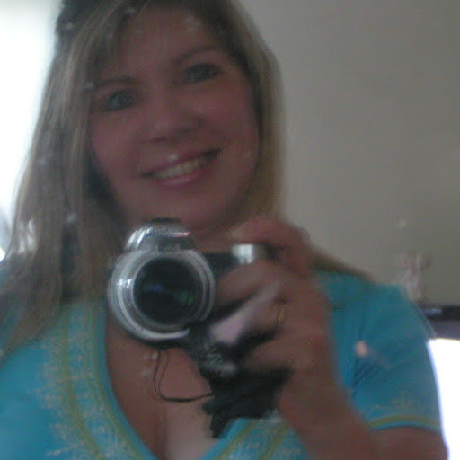 Carol Burrell Photo 11
