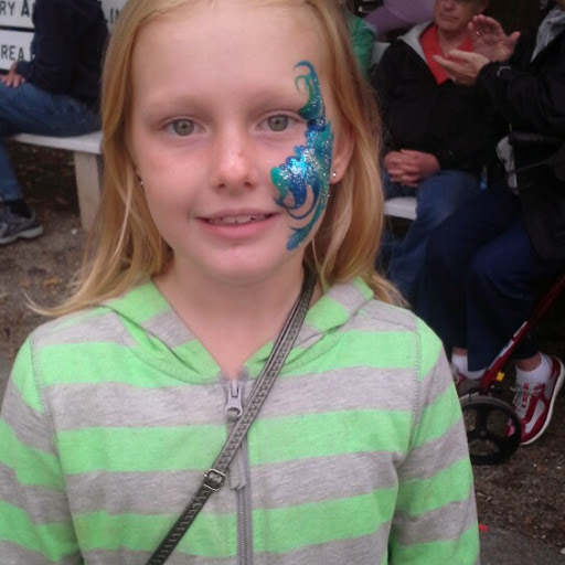 Amanda Haines Photo 15