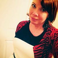 Melanie Joy Photo 6