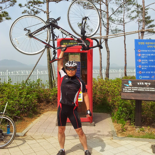 Jeong Kim Photo 8