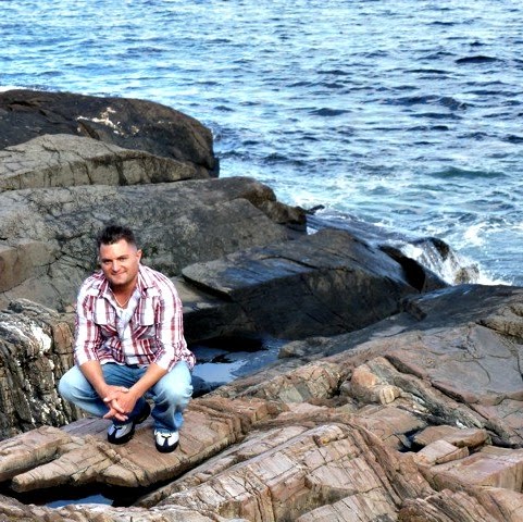 Michael Alger Photo 15