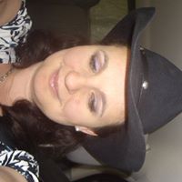 Kelly Wolfe Photo 1