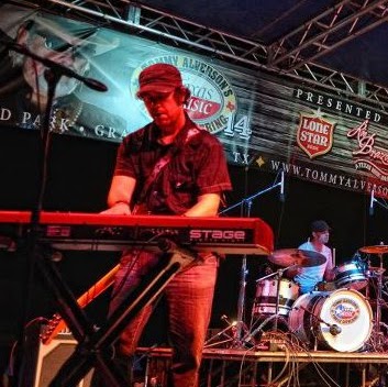 Buck Smith Photo 16
