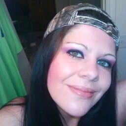 Stephanie Burroughs Photo 10