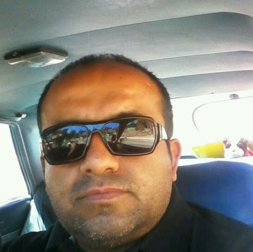 Hugo Paez Photo 12