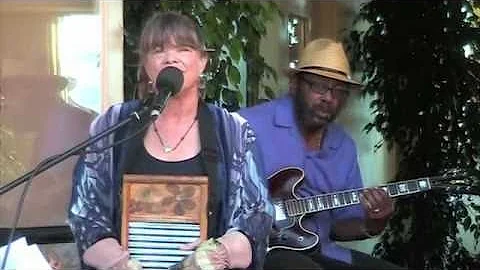 Valerie Johnson Photo 19