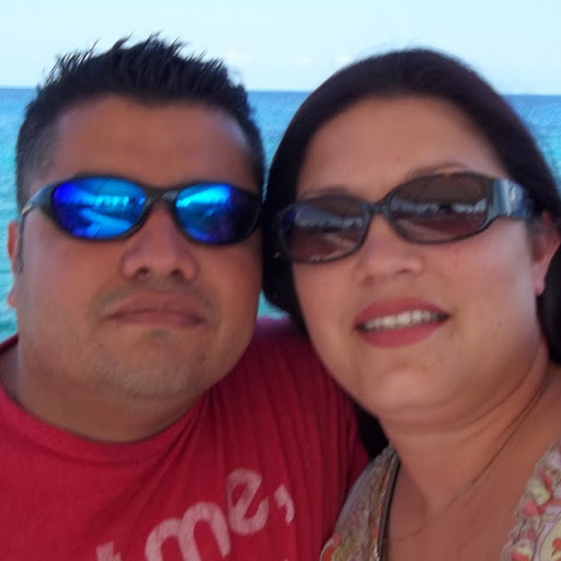 Cesar Leyva Photo 10