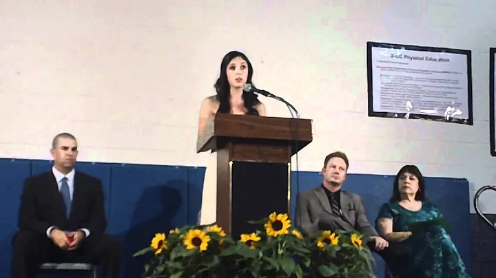 Jordana Brown Photo 17