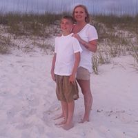 Tina Newton Photo 4