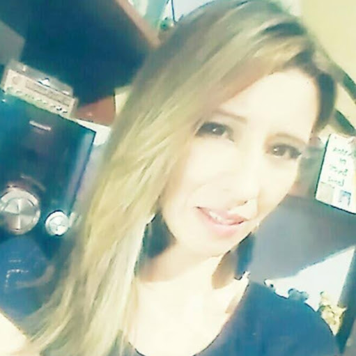 Rocio Leon Photo 3