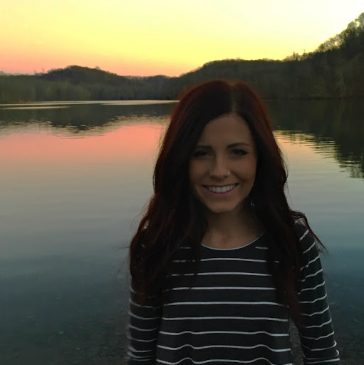 Caitlin Henry Photo 7