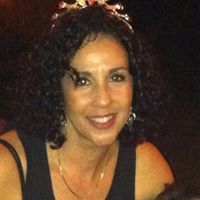Angela Estrada Photo 8