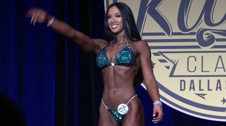 Rachael Fischer Photo 25