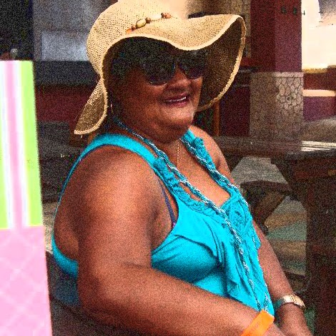 Leonora Smith Photo 10