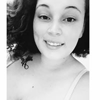 Kayla Mills Photo 1