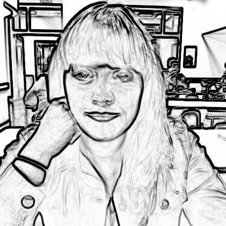 Jess Elliott Photo 14