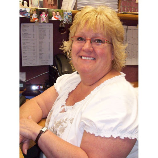Debbie Stratton Photo 9