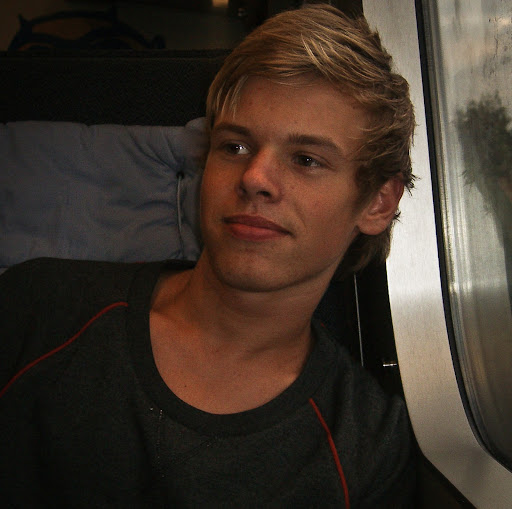 Daniel Simonsen Photo 8