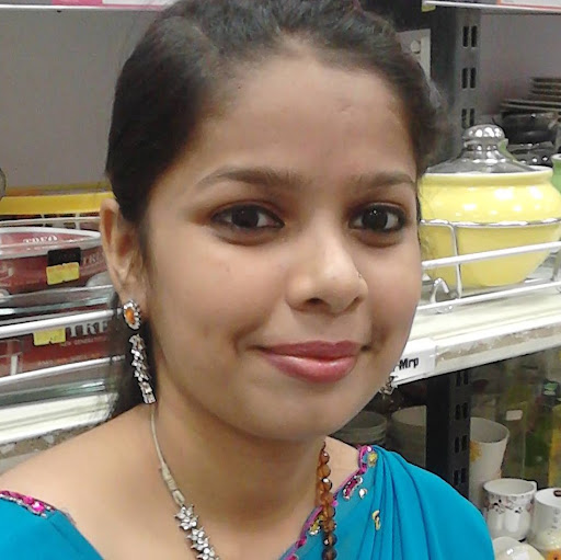 Nasreen Qureshi Photo 6