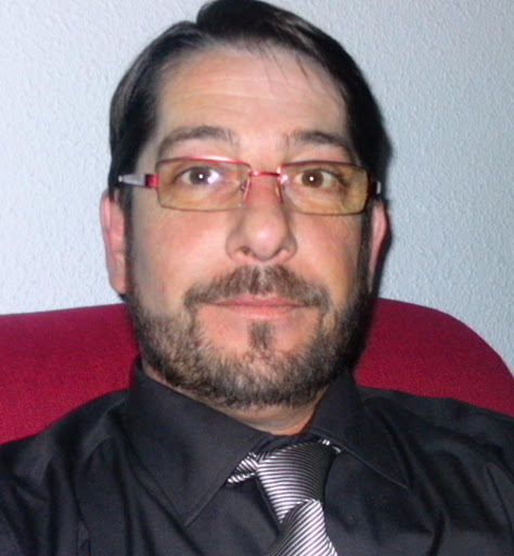 Jose Busto Photo 7